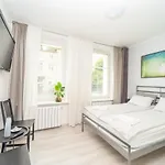 Karlikowska16 *